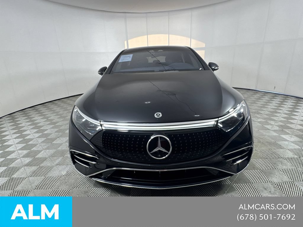 Used 2022 Mercedes-Benz EQS 580 4MATIC Sedan image 2