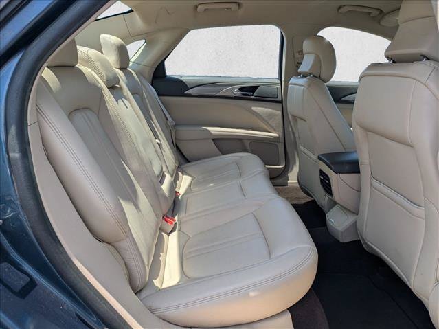 Used 2019 Lincoln MKZ Premiere FWD image 18
