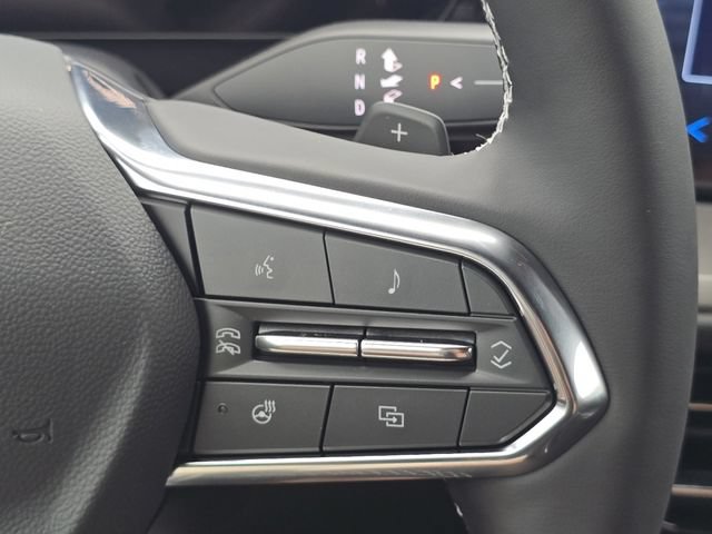 New 2027 Chevrolet Traverse LT w/ Driver Confidence Package AWD/4WD image 28