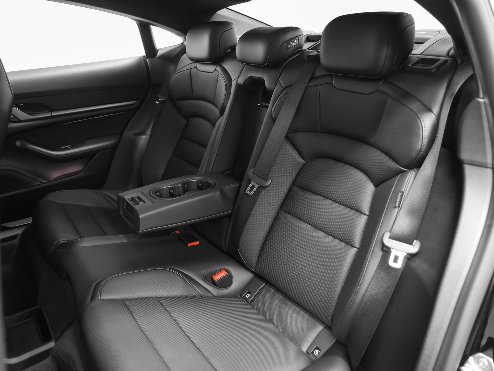 New 2026 Porsche Taycan AWD/4WD image 39