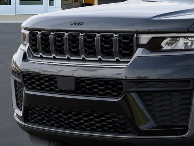 New 2026 Jeep Grand Cherokee L 4WD image 11