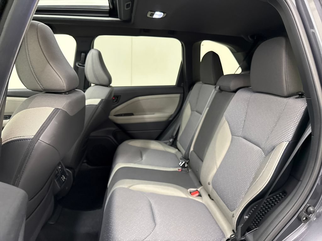 Used 2025 Subaru Forester Premium AWD/4WD image 28