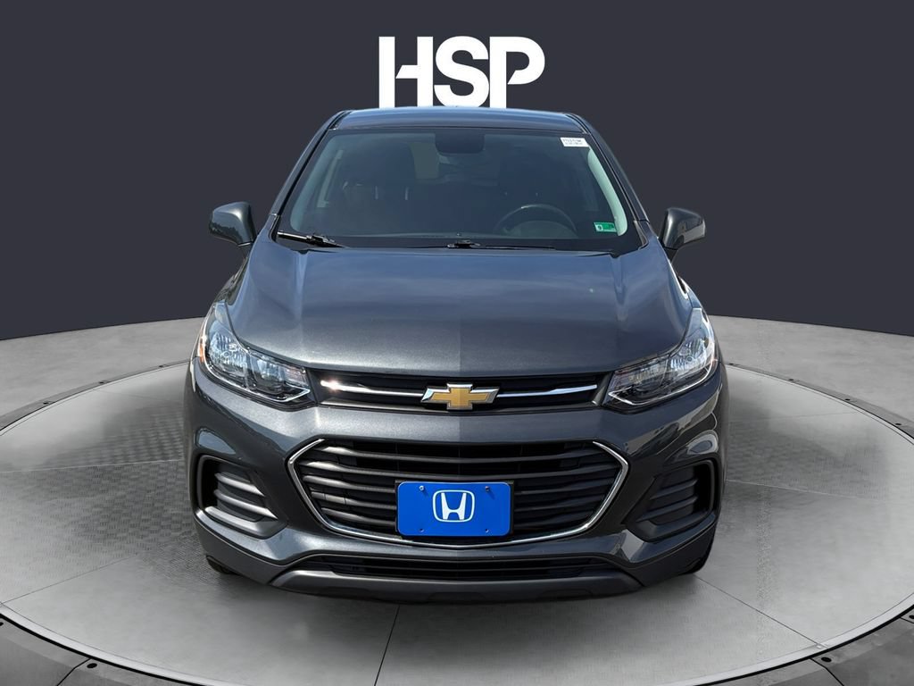 Used 2019 Chevrolet Trax LS w/ Tint and Cruise Package AWD/4WD image 8