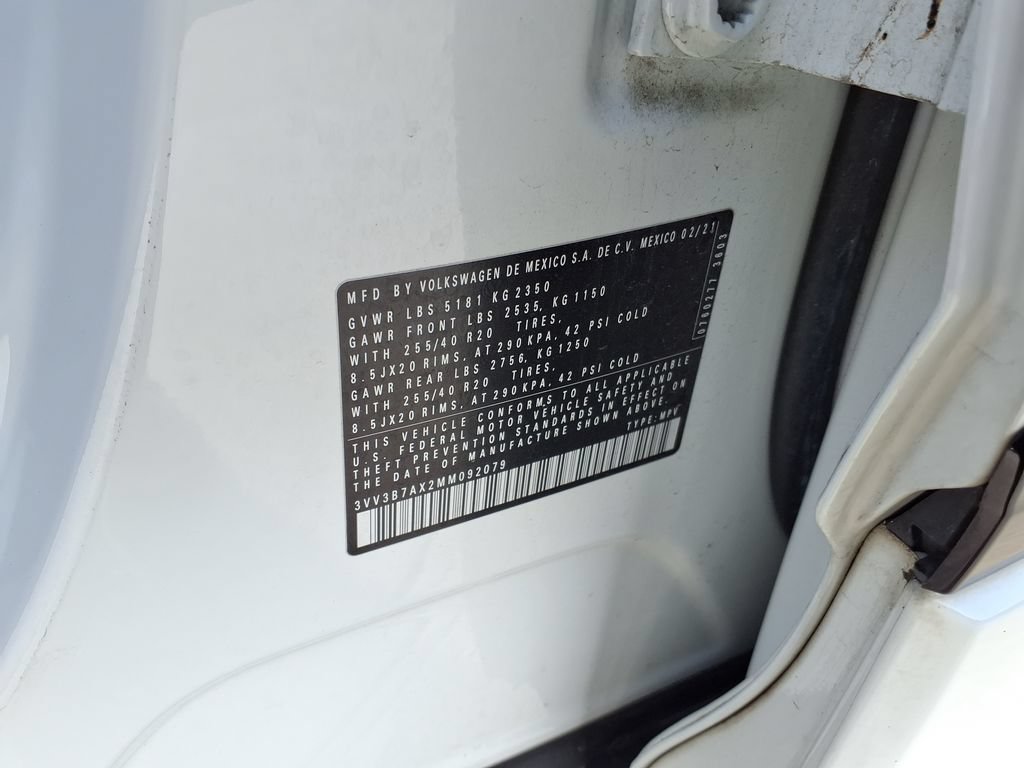 Used 2021 Volkswagen Tiguan SE R-Line FWD image 39