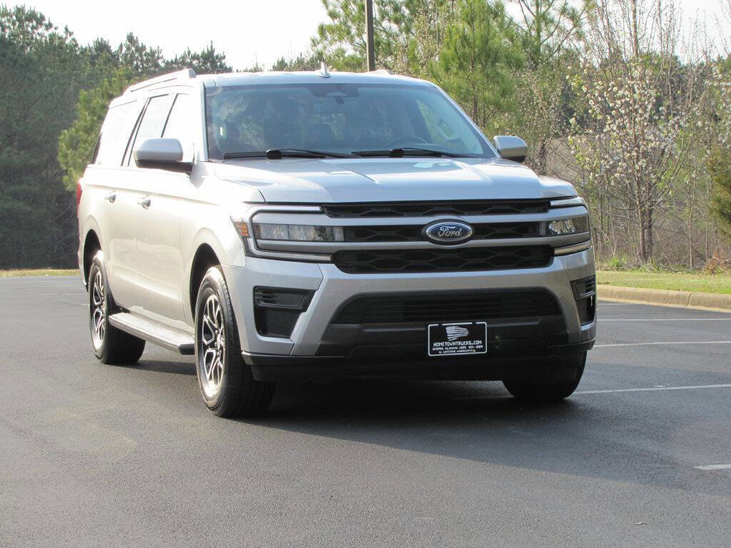 Used 2024 Ford Expedition Max XLT image 8