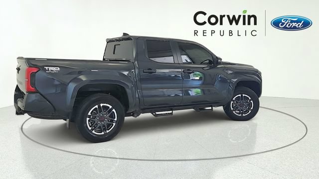 Used 2024 Toyota Tacoma TRD Sport w/ TRD Sport Premium Package AWD/4WD image 6