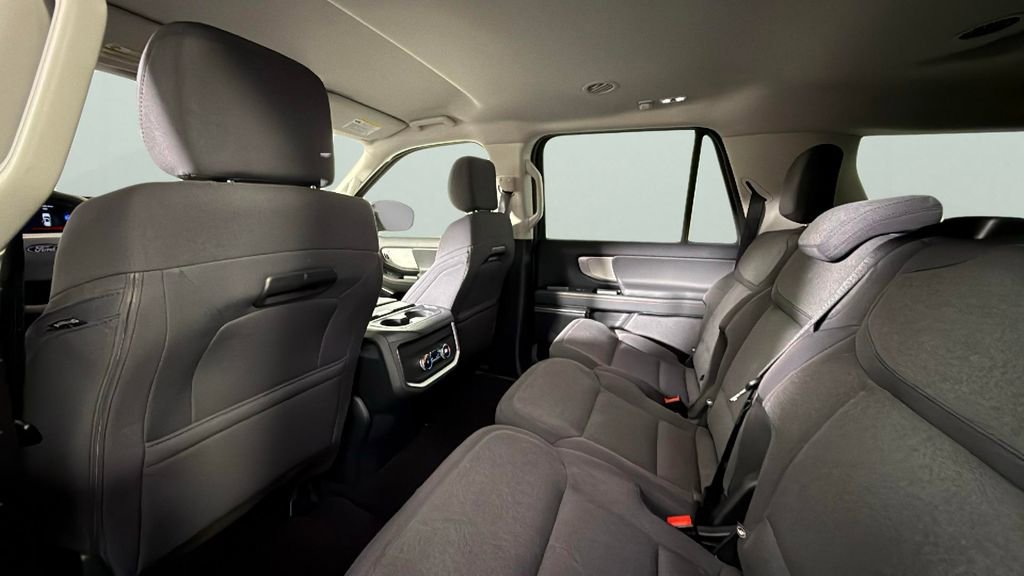 Used 2025 Ford Expedition Max Active image 21