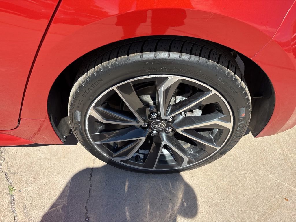 Used 2019 Toyota Corolla XSE FWD image 9