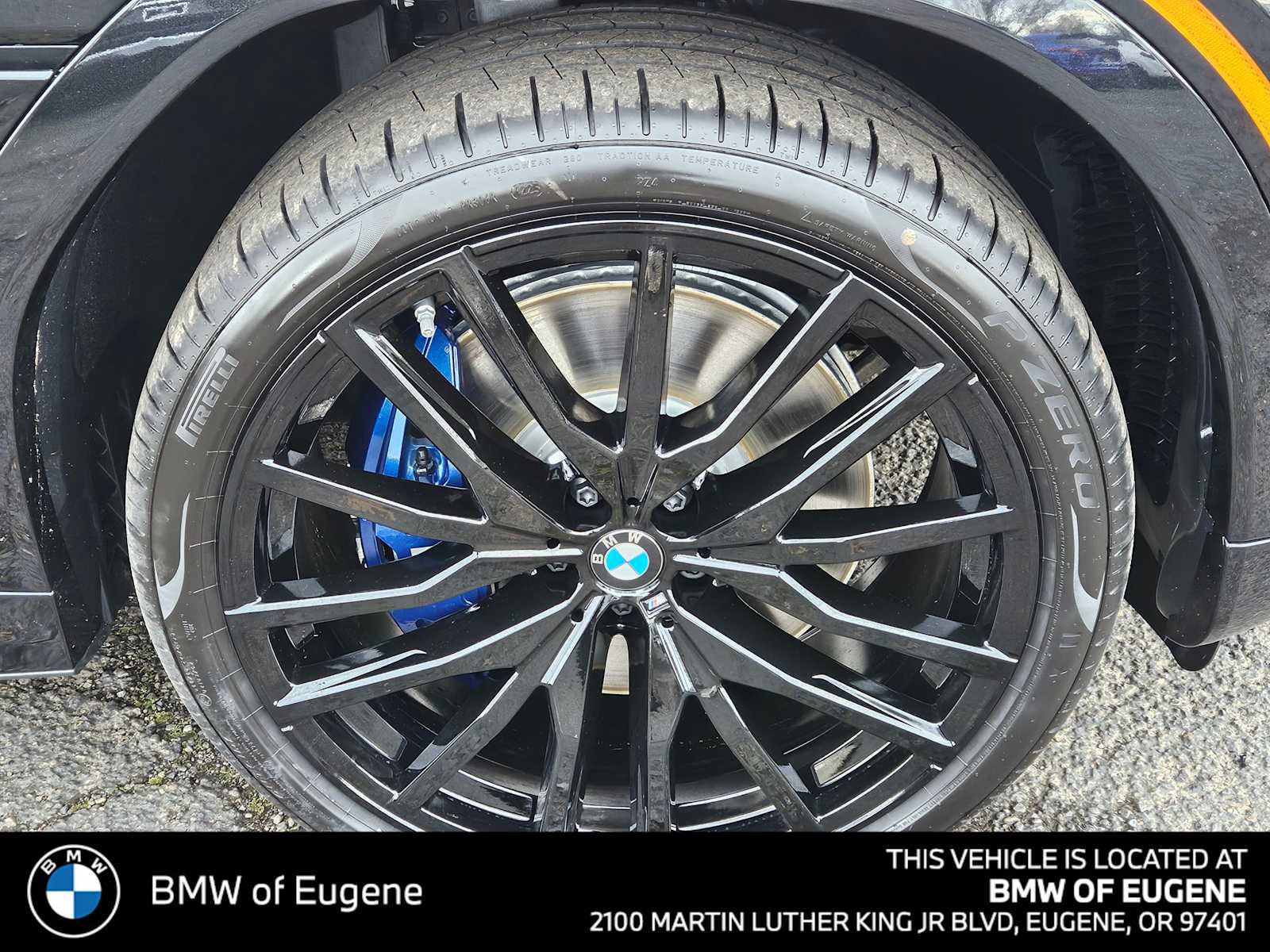 New 2026 BMW X6 M60i w/ Parking Assistance Package image 9