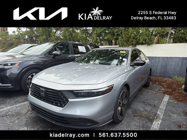 Used 2023 Honda Accord Sport image 4
