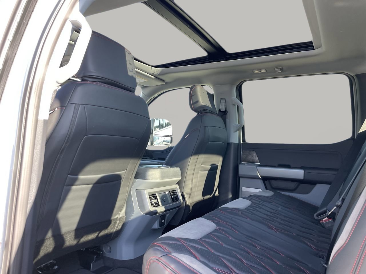New 2026 Ford F250 XLT w/ XLT Premium Package image 16
