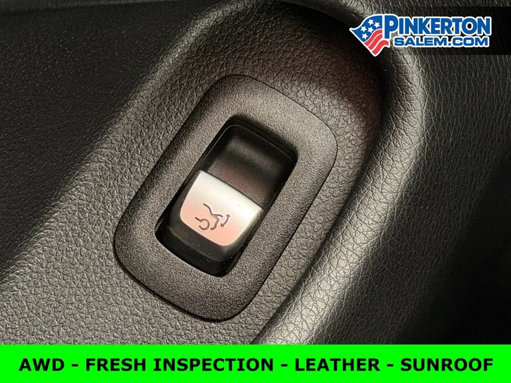 Used 2017 Mercedes-Benz C 300 4MATIC Coupe image 37