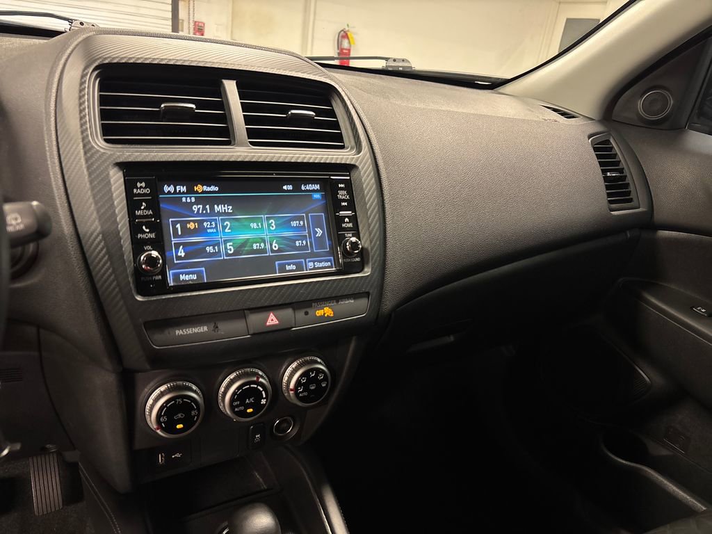Used 2024 Mitsubishi Outlander Sport AWD image 34