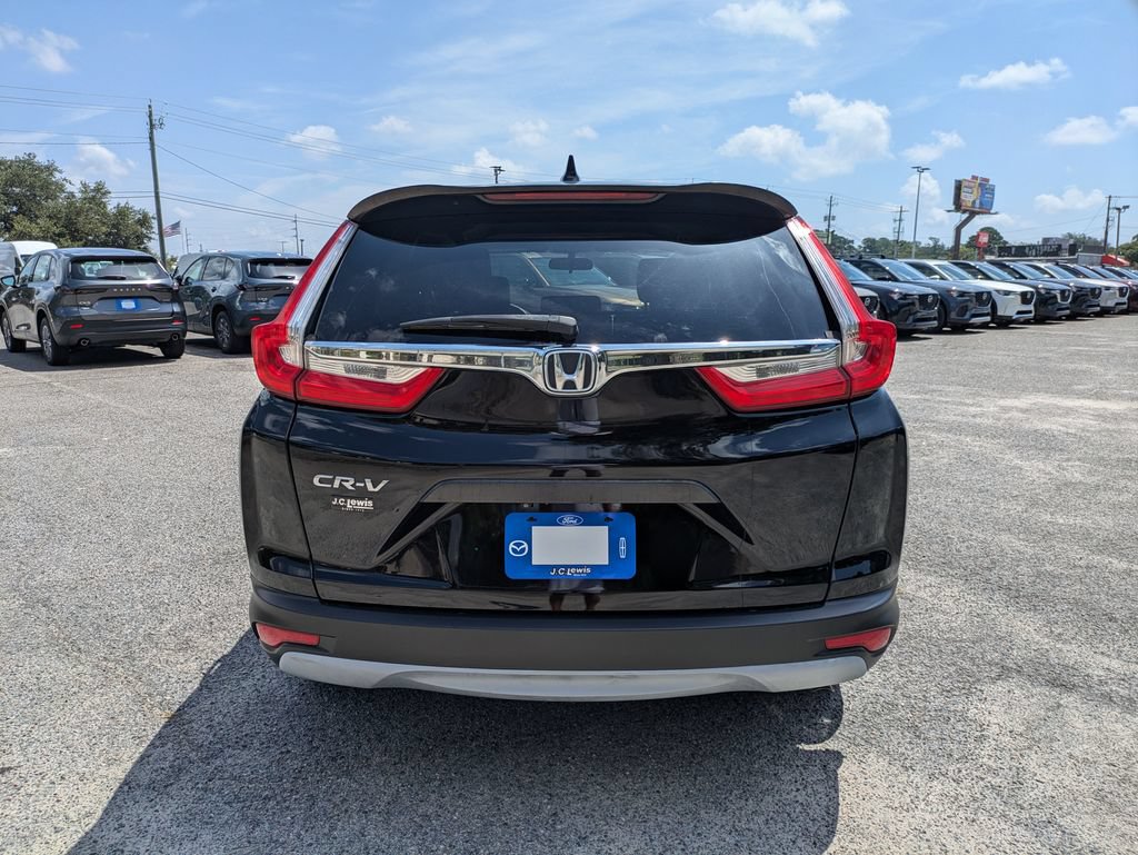 Used 2017 Honda CR-V LX image 5