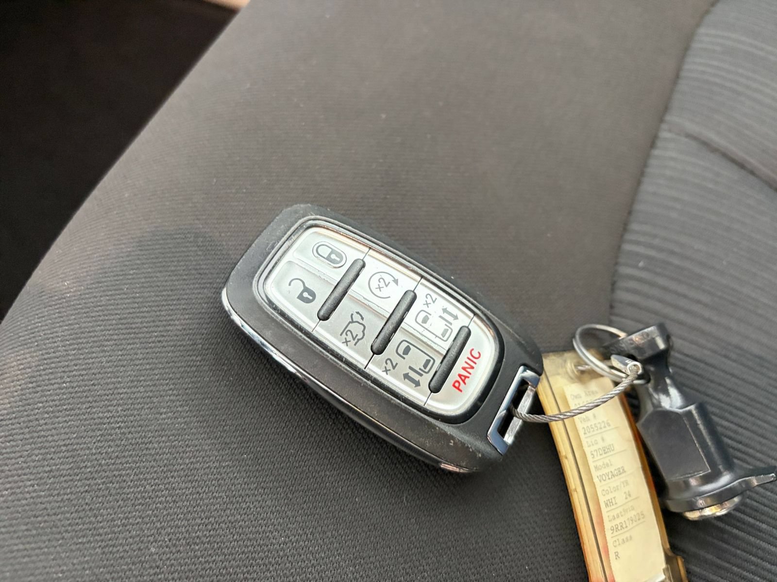 Used 2024 Chrysler Voyager LX FWD image 20