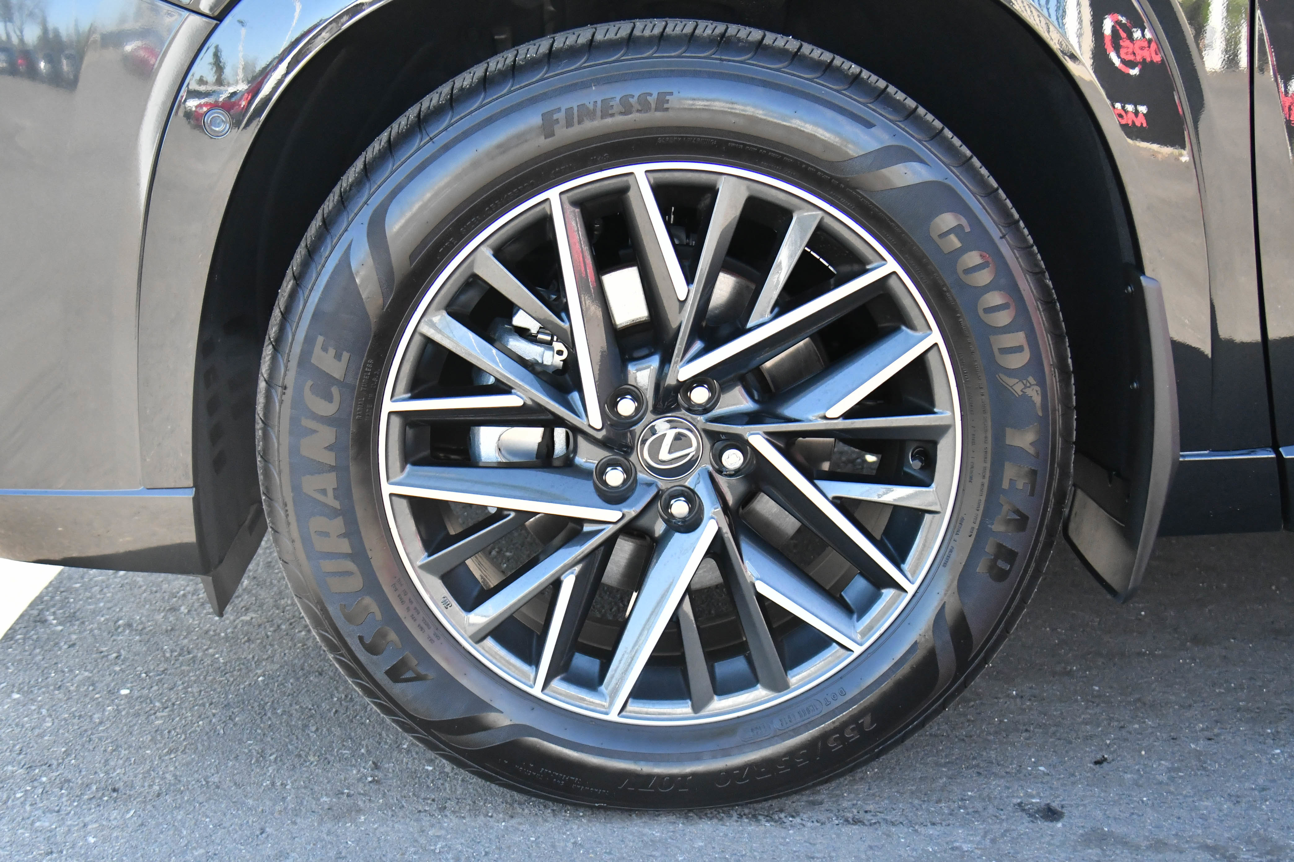 Used 2025 Lexus TX 350 FWD w/ Technology Package image 12