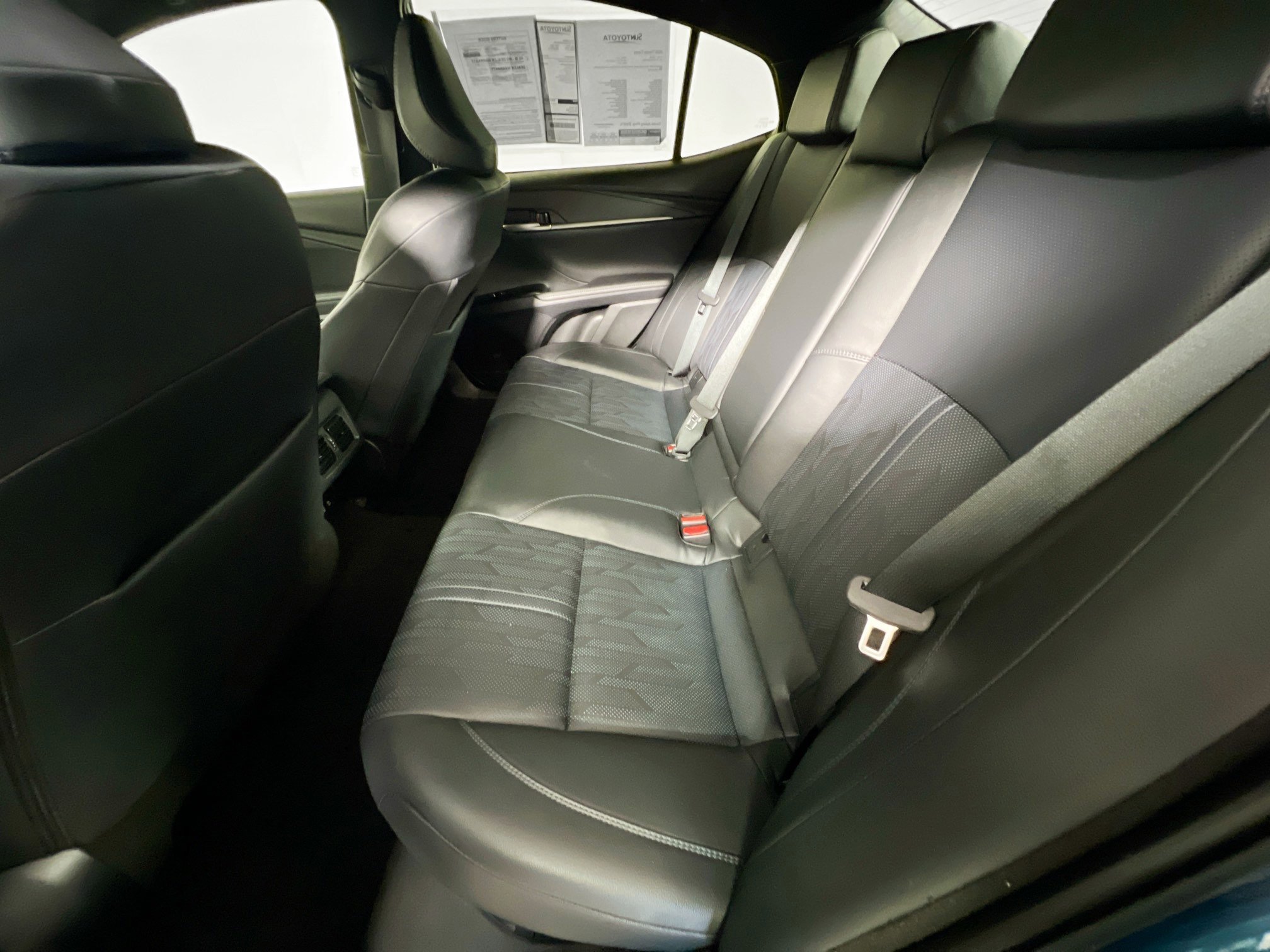 Used 2025 Toyota Camry XSE FWD image 29