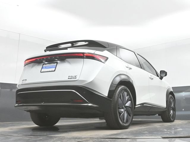 Used 2023 Nissan Ariya AWD image 50