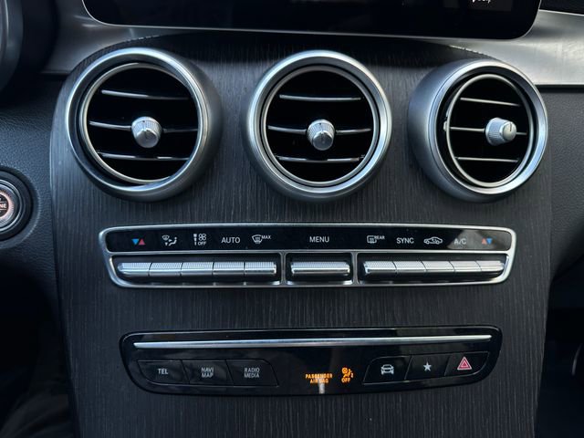 Used 2020 Mercedes-Benz GLC 300 4MATIC image 31