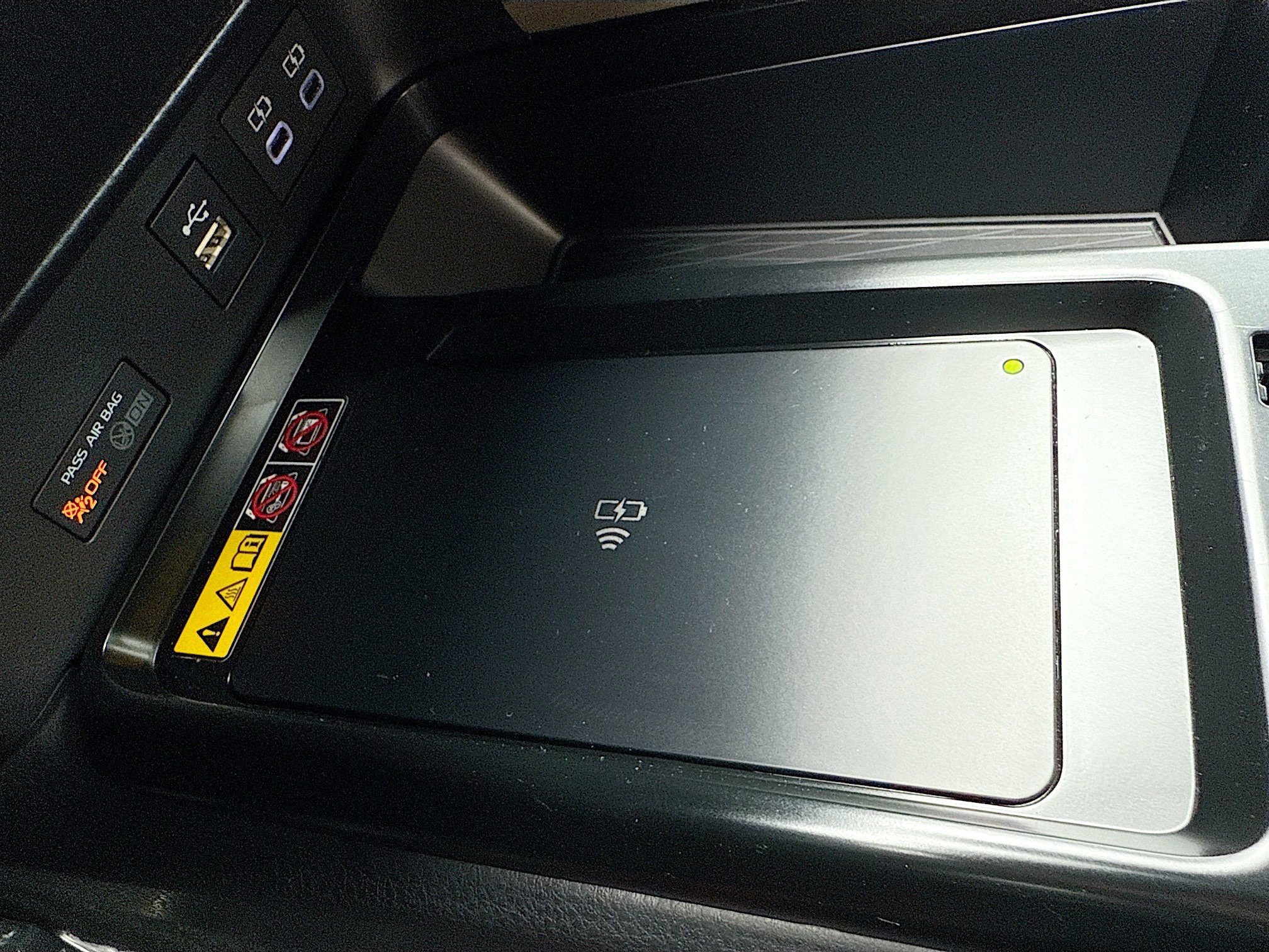 Used 2025 Toyota Camry SE image 30