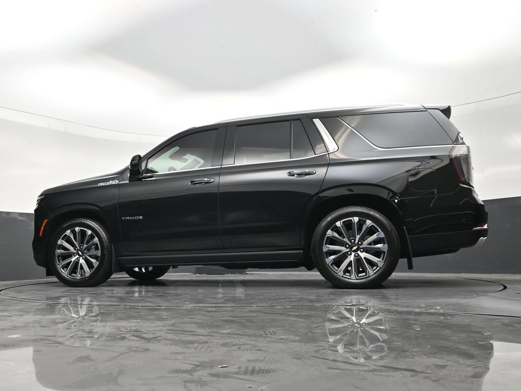 Used 2025 Chevrolet Tahoe High Country RWD image 23