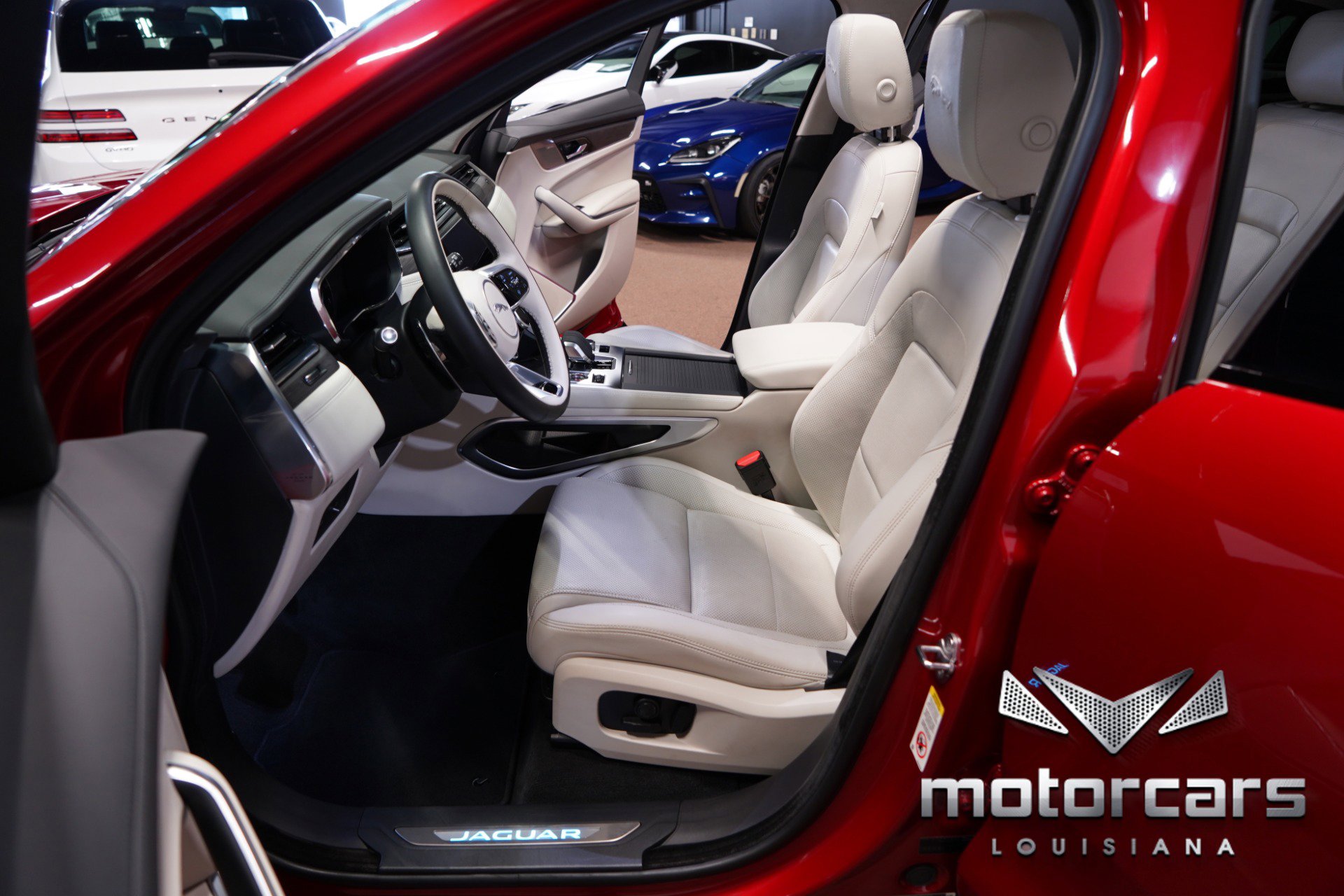Used 2023 Jaguar F-PACE S AWD/4WD image 26