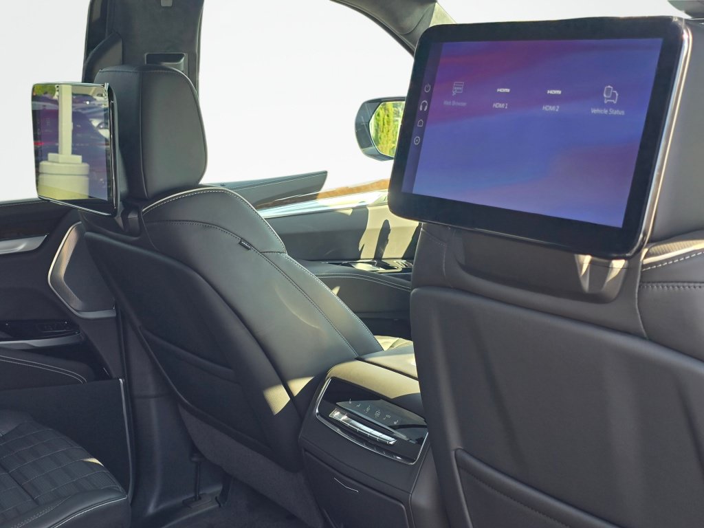 New 2026 Cadillac Escalade ESV Platinum Sport AWD/4WD image 27