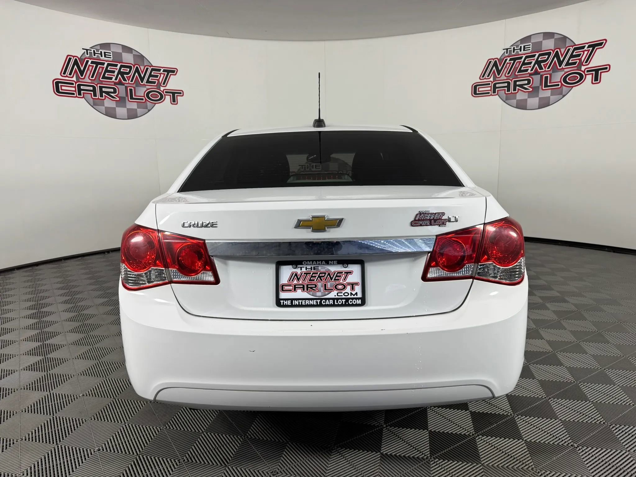 Used 2016 Chevrolet Cruze LT FWD image 6