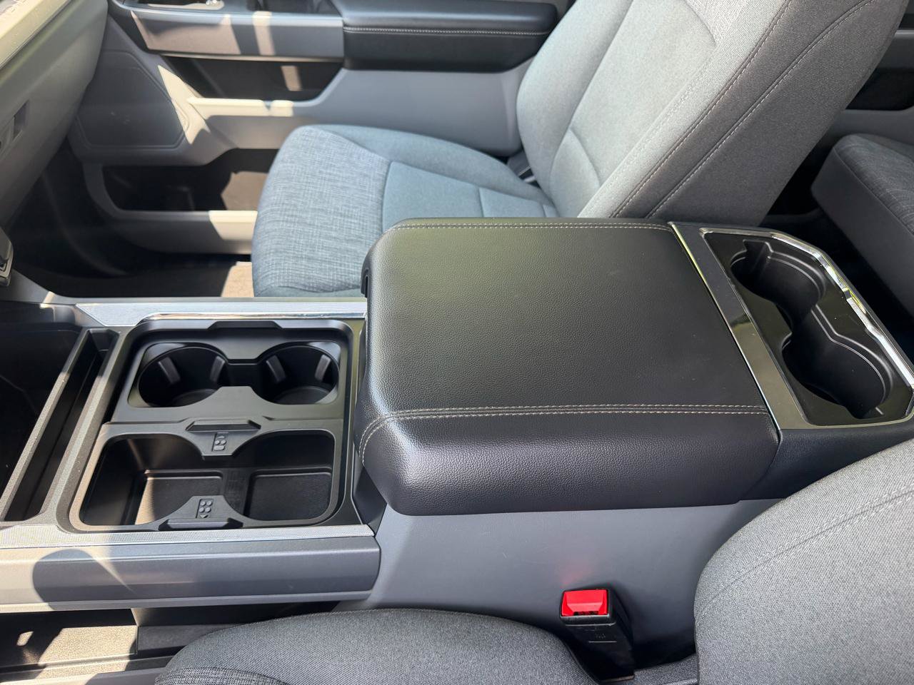 Used 2025 Ford F250 XLT w/ FX4 Off-Road Package AWD/4WD image 28