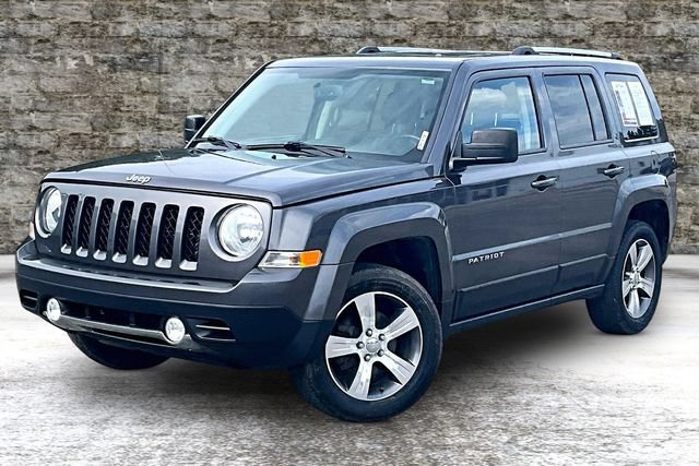 Used 2017 Jeep Patriot High Altitude AWD/4WD image 3