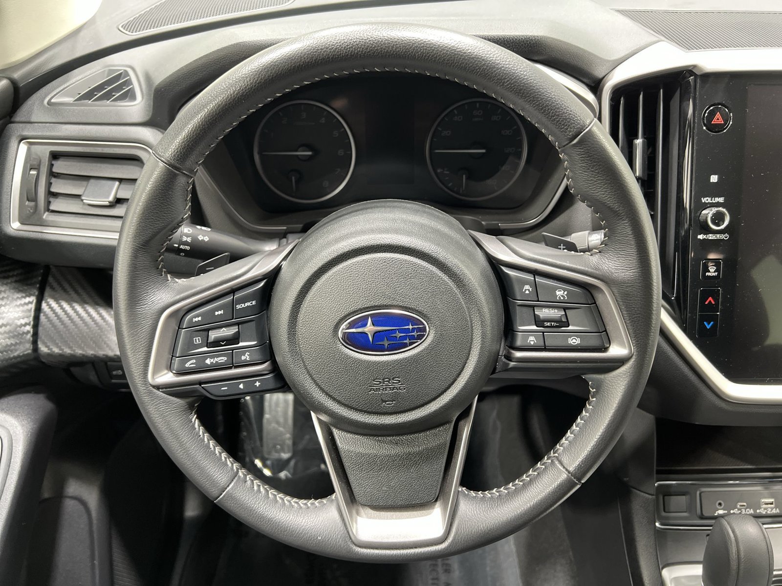 Used 2025 Subaru Ascent Premium AWD/4WD image 14