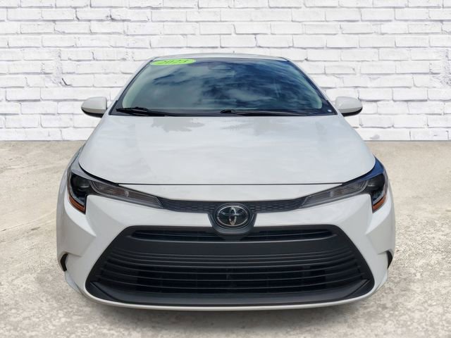 Used 2023 Toyota Corolla LE image 5