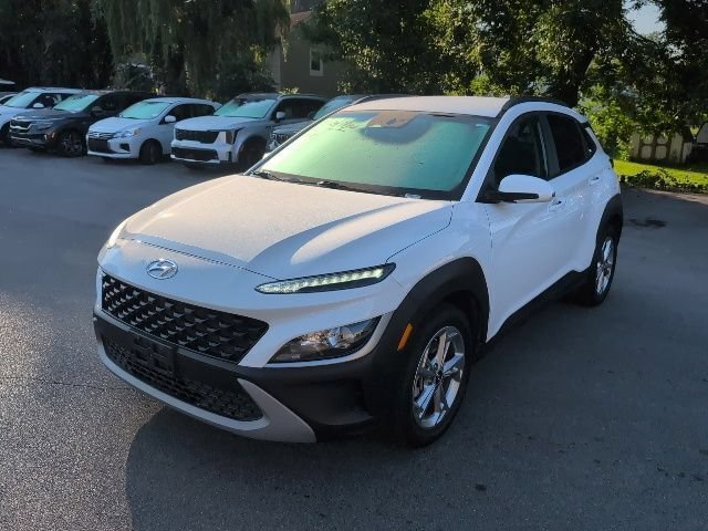 Used 2023 Hyundai Kona SEL w/ Cargo Package AWD/4WD image 3