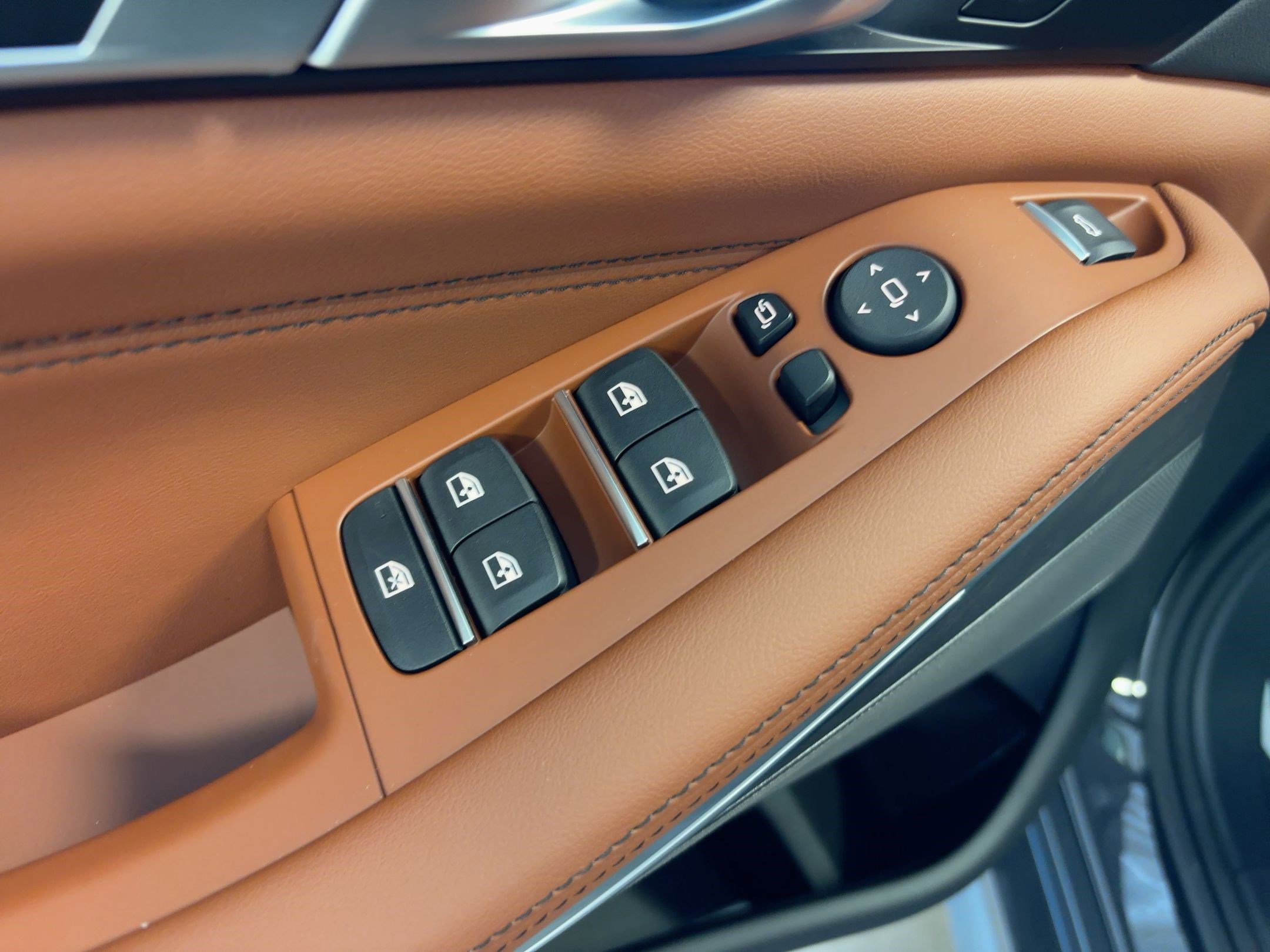 New 2026 BMW X5 sDrive40i w/ Executive Package image 13