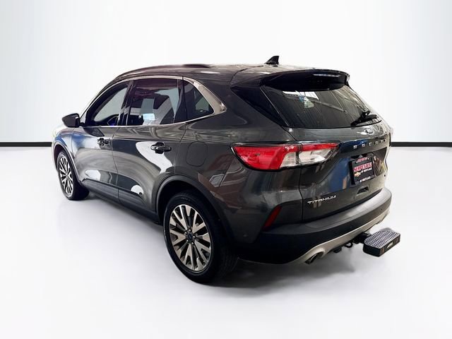 Used 2020 Ford Escape Titanium image 8