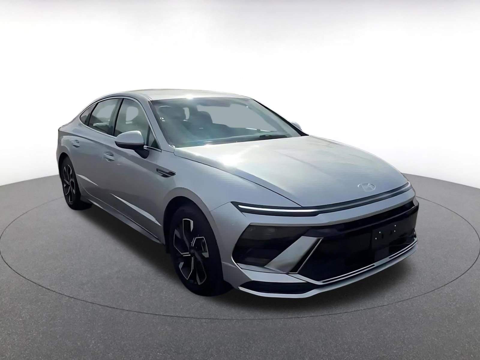 Used 2025 Hyundai Sonata SEL image 3