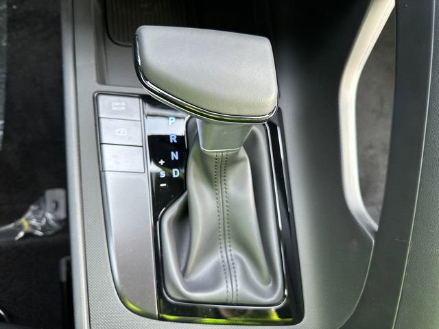 New 2026 Hyundai Elantra Sport image 17