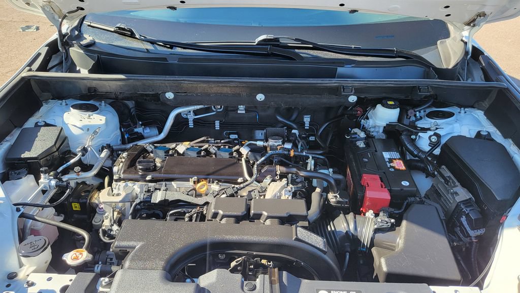 Used 2021 Toyota RAV4 XLE w/ Convenience Package FWD image 42