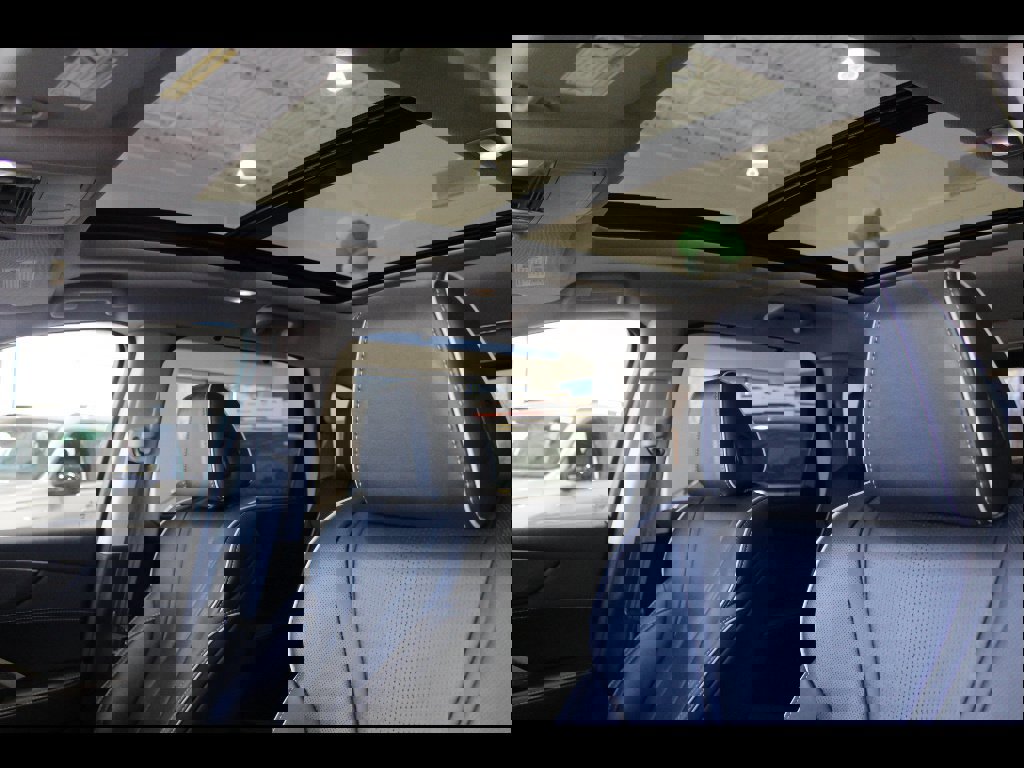 Used 2023 Acura MDX SH-AWD w/ Advance Package image 14