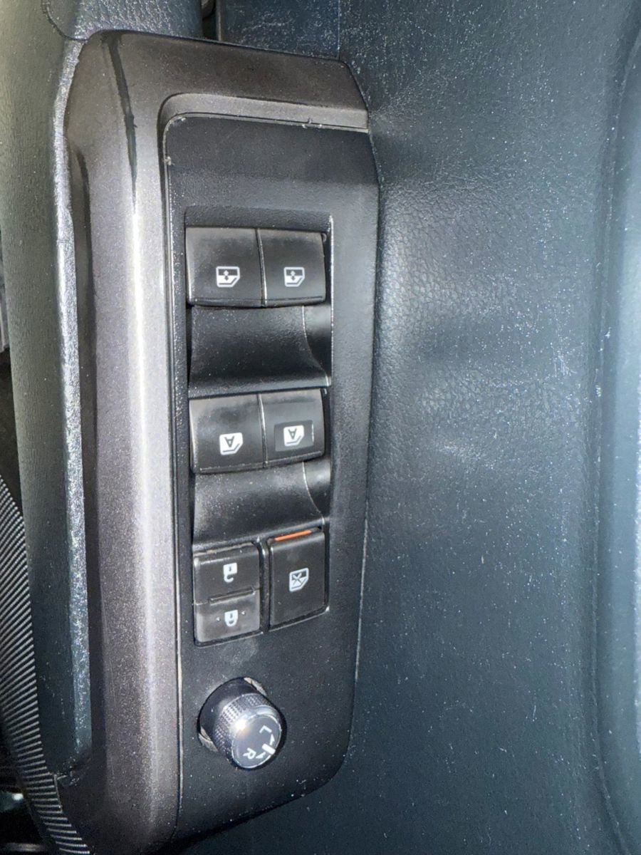 Used 2017 Toyota Tacoma TRD Sport image 22