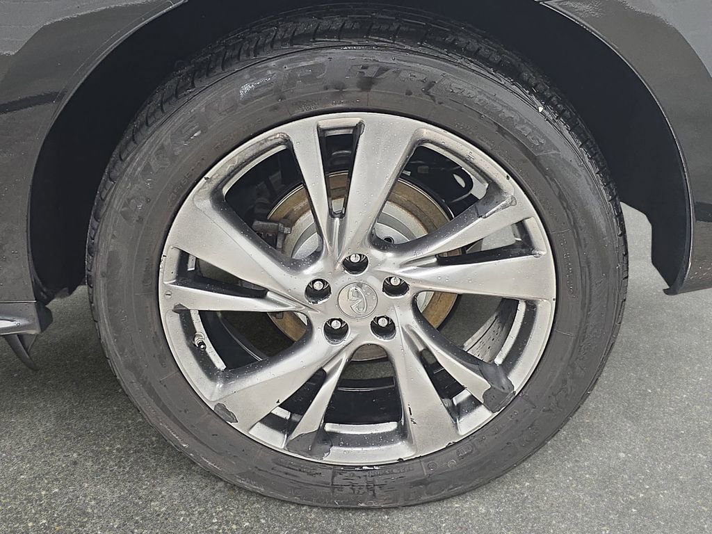 Used 2013 INFINITI JX35 AWD w/ Premium Pkg image 32