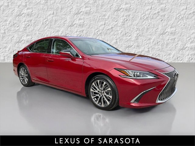 Used 2020 Lexus ES 300h w/ Premium Package