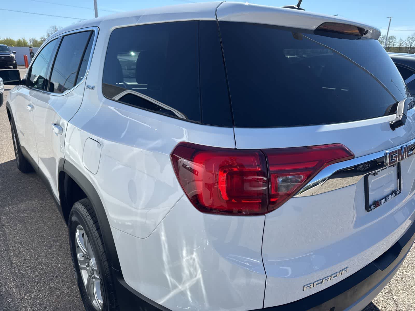 Used 2019 GMC Acadia SLE FWD image 39