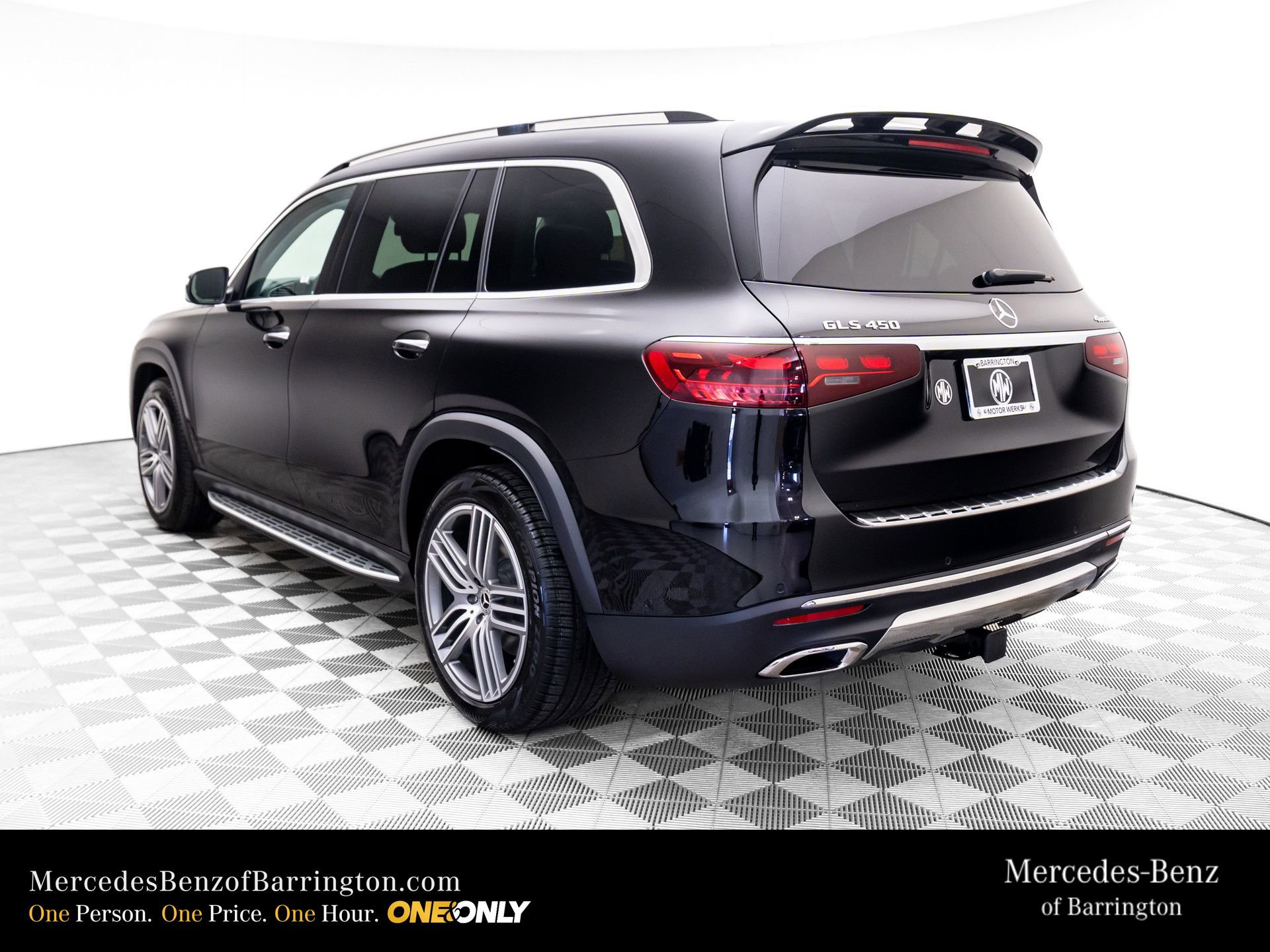 New 2026 Mercedes-Benz GLS 450 4MATIC image 3