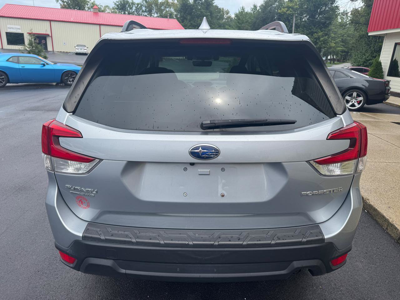 Used 2021 Subaru Forester Premium AWD/4WD image 6