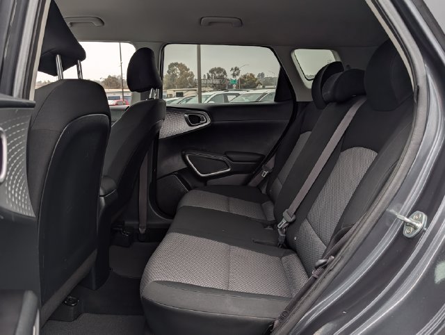 Used 2022 Kia Soul LX w/ Paint Protection Package FWD image 12