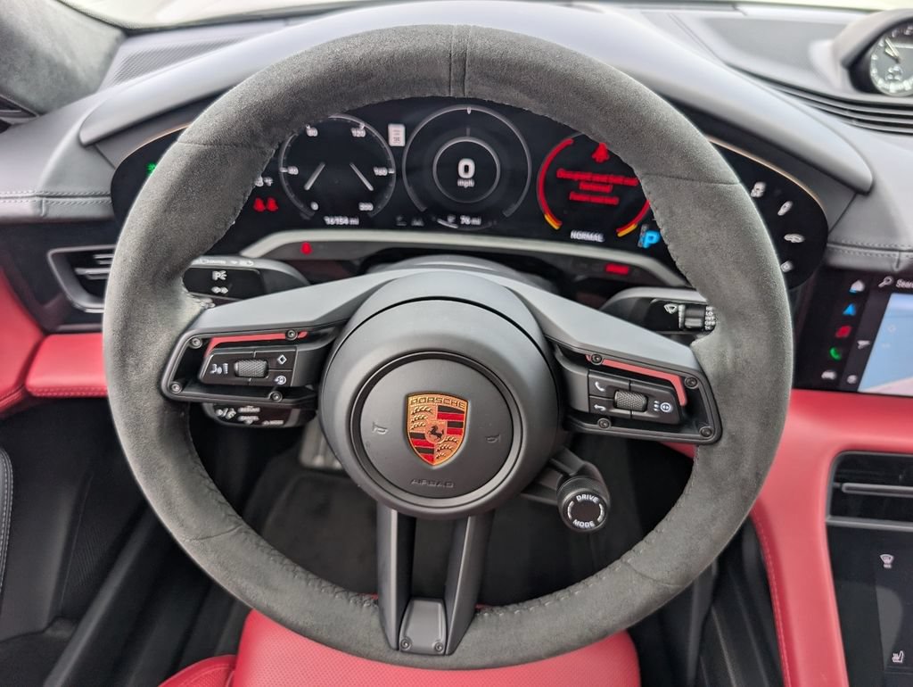 Certified 2024 Porsche Taycan GTS AWD/4WD image 21