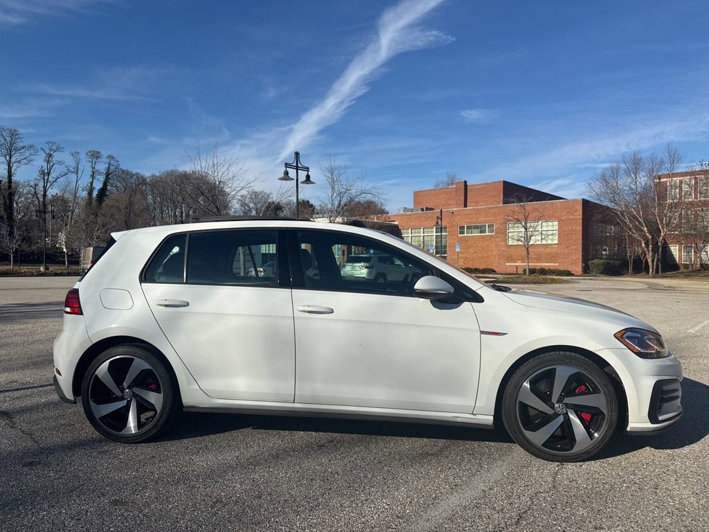 Used 2019 Volkswagen GTI SE image 9