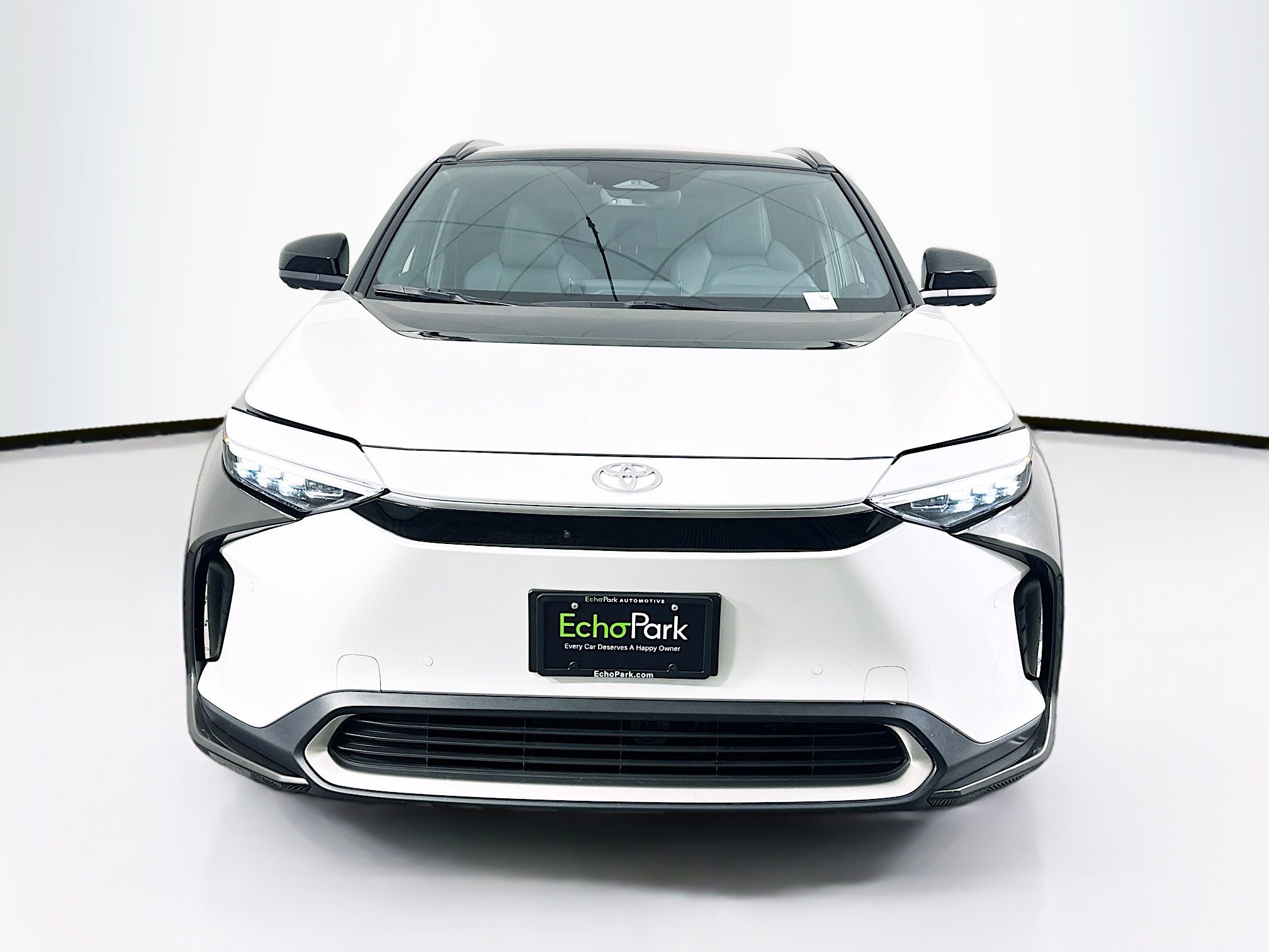 Used 2024 Toyota bZ4X Limited w/ Weather Package image 2