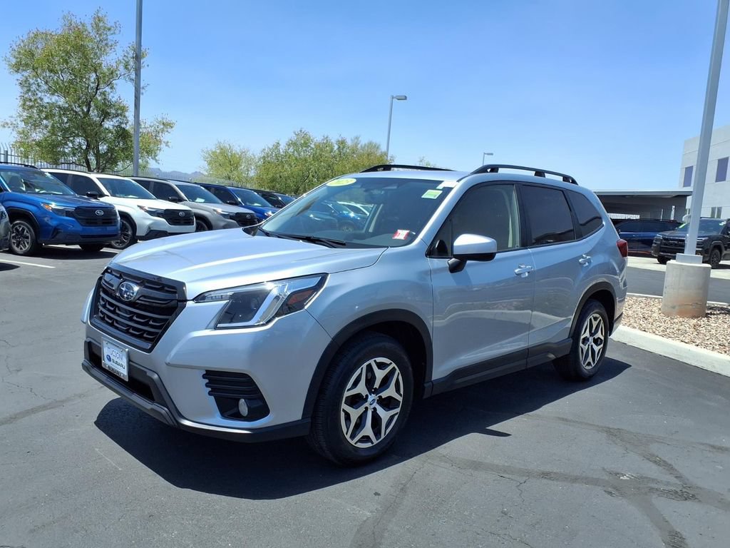 Certified 2023 Subaru Forester Premium AWD/4WD image 6